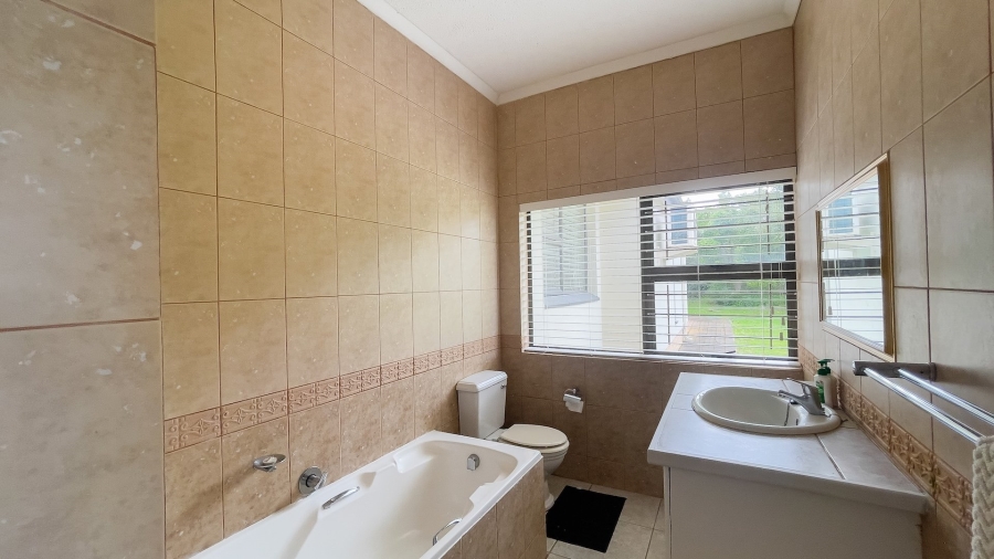 4 Bedroom Property for Sale in Groot Brakrivier Central Western Cape